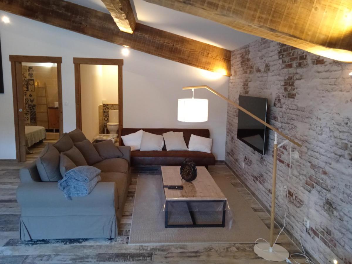 Gite Du Mas De La Finiere ,Avec Spa Interieur Шаторенар Экстерьер фото